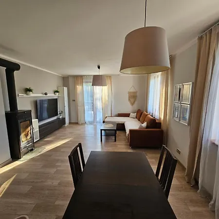 Villa Velky Dum S Krasnou Zahradou Kobylí